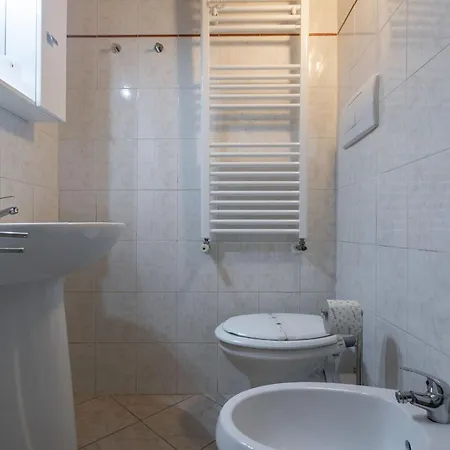 La Bottega Di Botticelli By Halldis Apartment *