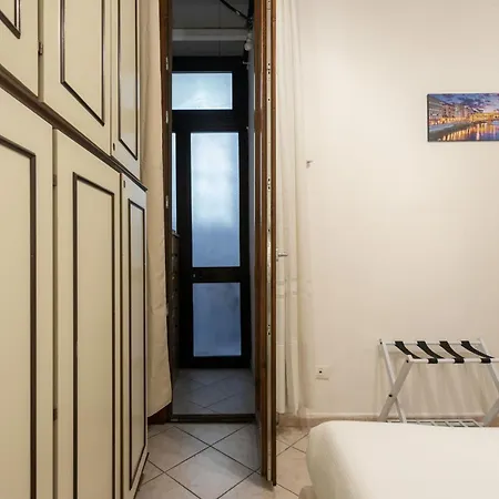 La Bottega Di Botticelli By Halldis Apartment