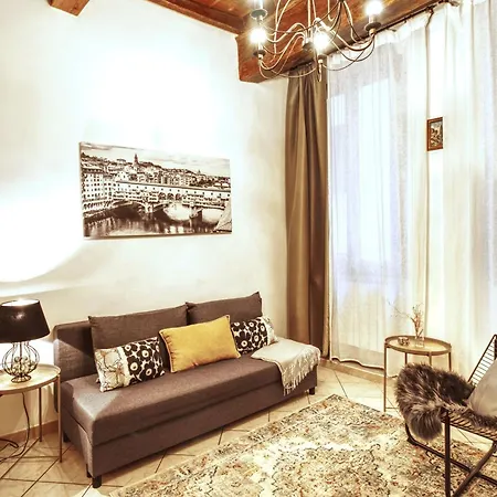 Apartment La Bottega Di Botticelli By Halldis Florence