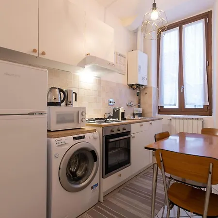 Appartement La Bottega Di Botticelli By Halldis Florence